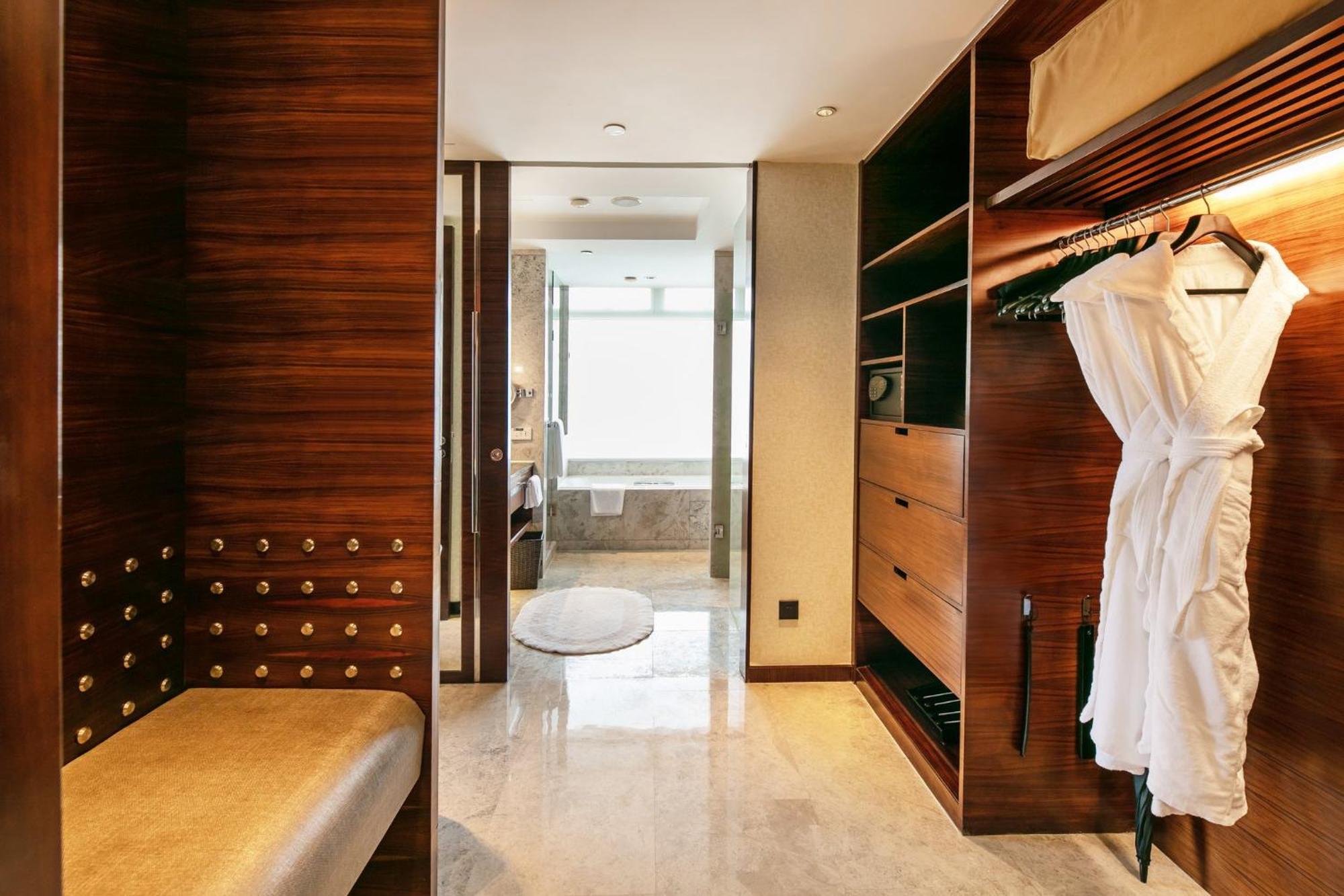 Intercontinental Foshan By Ihg - Near Diejiao Dragon Boat Drifting Extérieur photo
